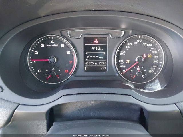 WA1BCCFS2JR012846 Audi Q3 2.0t Premium/2.0t Sport Premium