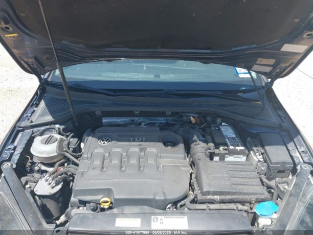 3VWRA7AU6FM092068 Volkswagen Golf Tdi S 4-door