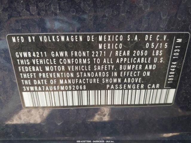 3VWRA7AU6FM092068 Volkswagen Golf Tdi S 4-door