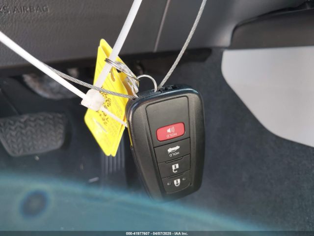 4T1R11AKXRU883388 Toyota CAMRY LE