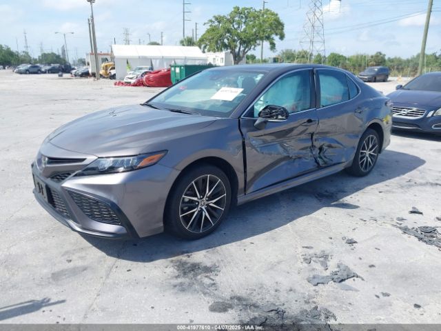 4T1G11AK8RU901040 Toyota CAMRY SE
