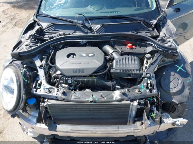 WMWLN5C56G2E31556 Mini Clubman Cooper