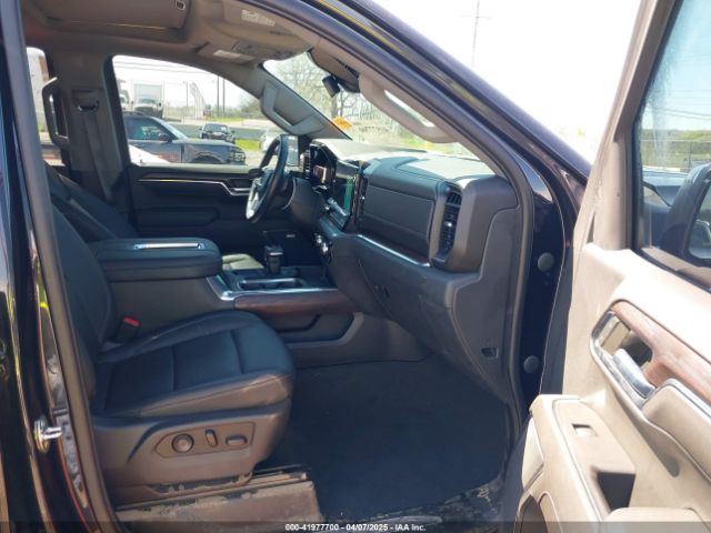 3GTUUDED8NG676255 GMC Sierra 1500 4wd  Short Box Slt