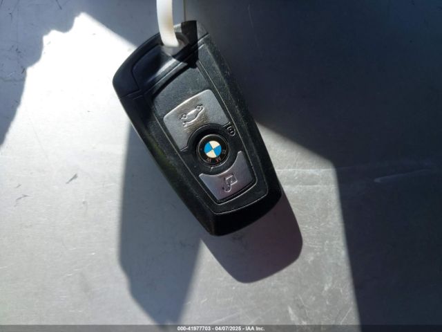 WBA3B1C57FK136866 BMW 320i