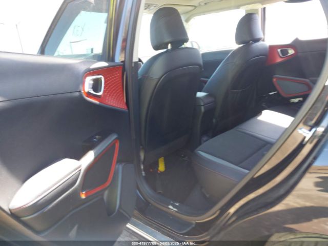 KNDJ53AU9P7856794 KIA Soul Gt-line