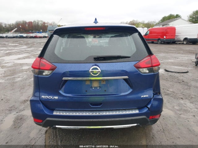 JN8AT2MV6HW011210 Nissan ROGUE S