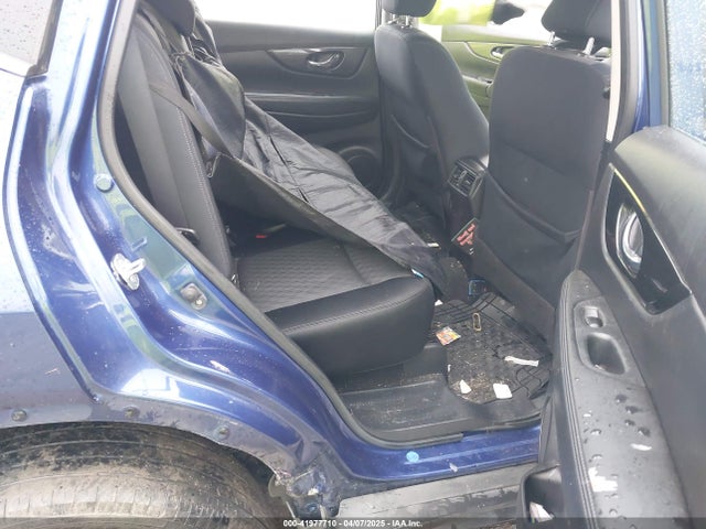 JN8AT2MV6HW011210 Nissan ROGUE S