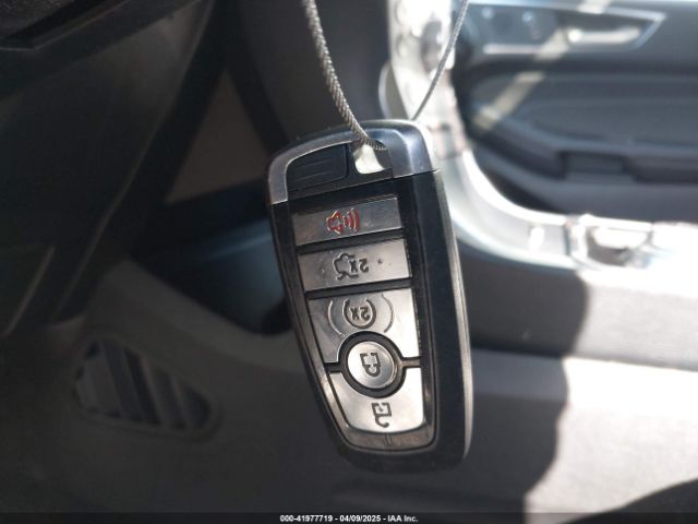 2FMPK4K98KBB39866 Ford Edge Titanium