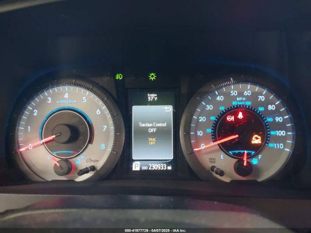 5TDXK3DC9FS527667 Toyota Sienna Se 8 Passenger