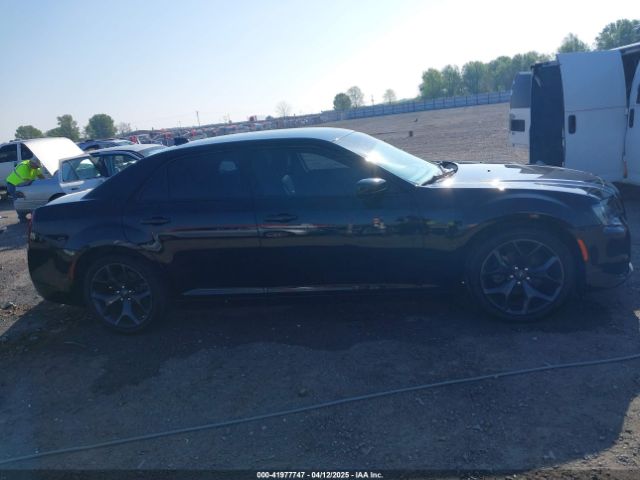 2C3CCAAG0MH572181 Chrysler 300 Touring