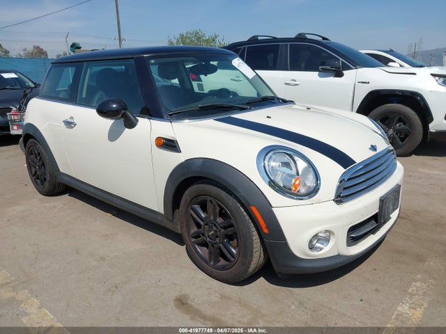 2013 MINI HARDTOP WMWSU3C52DT687909 Photo 0