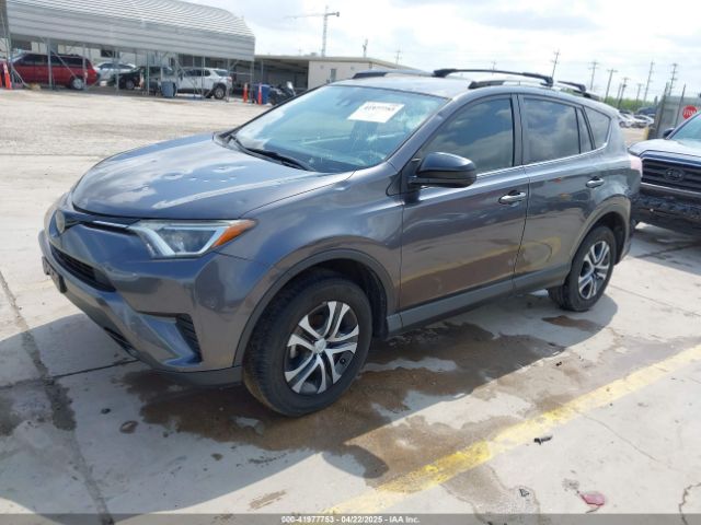 JTMZFREV7JJ724116 Toyota RAV4 LE