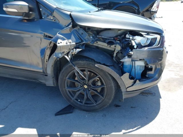 1FMCU0J97HUE07747 Ford Escape Titanium
