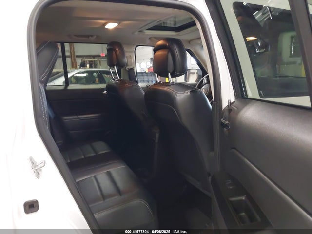 1C4NJRFB6GD581944 Jeep Patriot High Altitude Edition