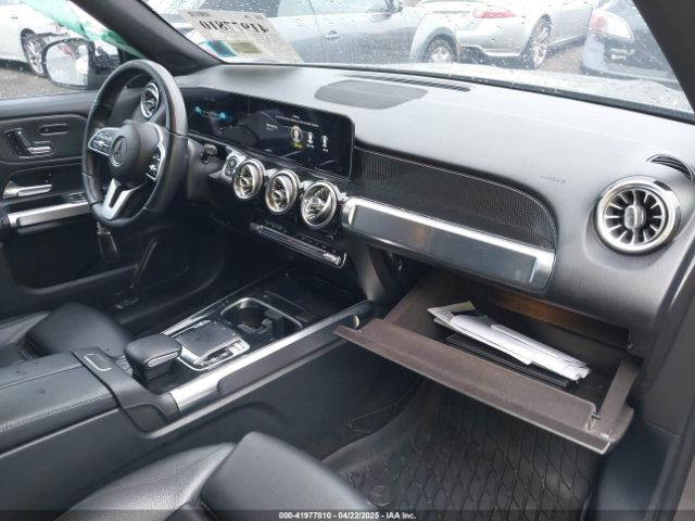 2020 MERCEDES-BENZ GLB 250 WDC4M4HB6LW006027 Photo 4