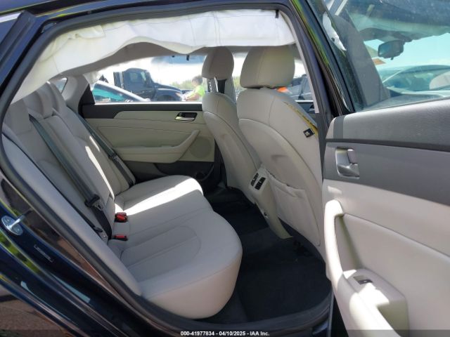 5NPE34AF8KH757581 Hyundai SONATA SEL