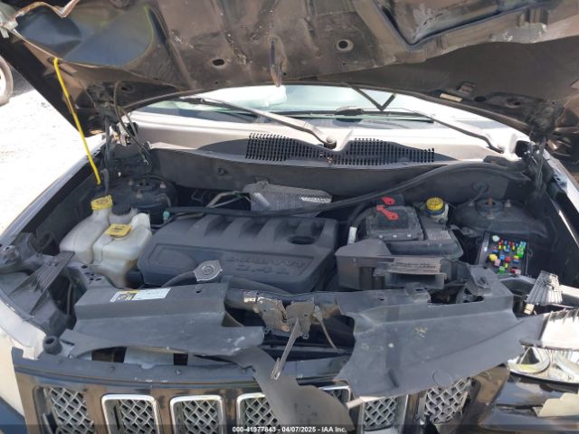 1C4NJDEB6GD712665 Jeep Compass Latitude