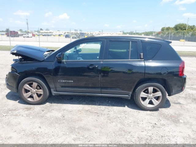 1C4NJDEB6GD712665 Jeep Compass Latitude