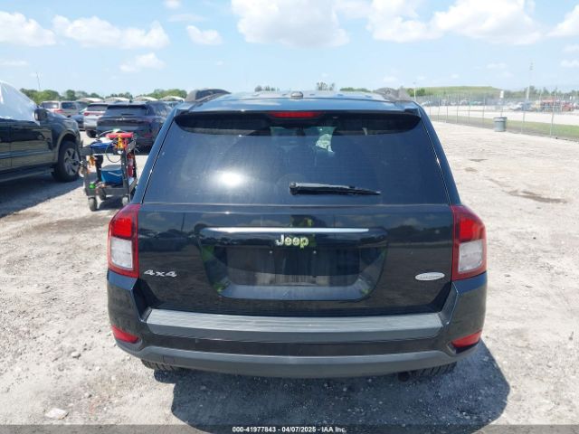 1C4NJDEB6GD712665 Jeep Compass Latitude