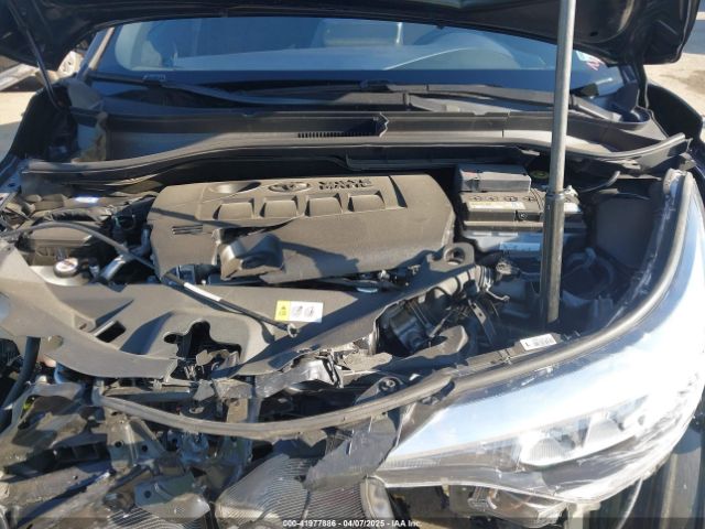 NMTKHMBX9NR141686 Toyota C-HR XLE