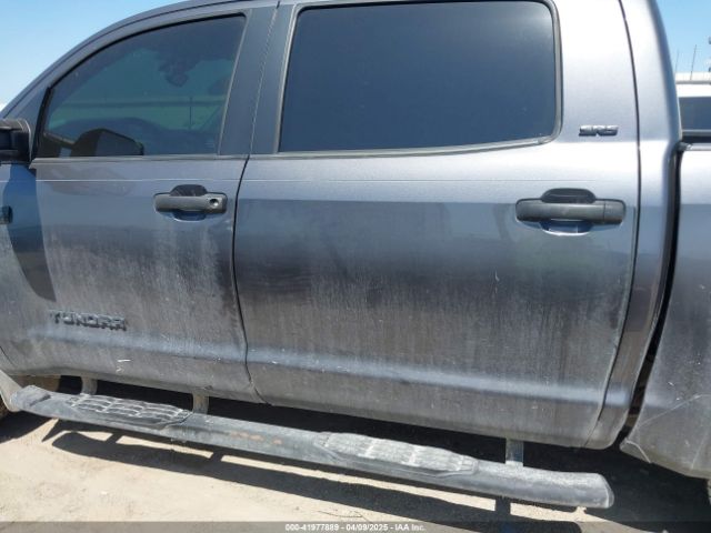 5TFEY5F10JX242131 Toyota Tundra Sr5 5.7l V8
