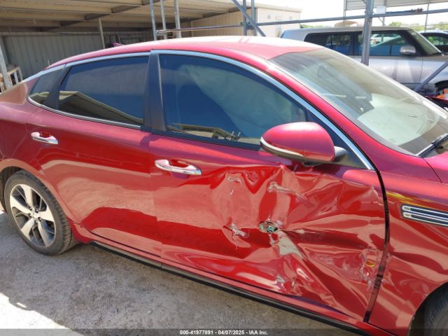 5XXGT4L33KG360559 KIA Optima S
