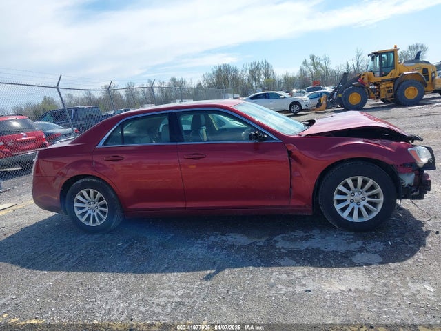 2C3CCAAG6EH179335 Chrysler 300