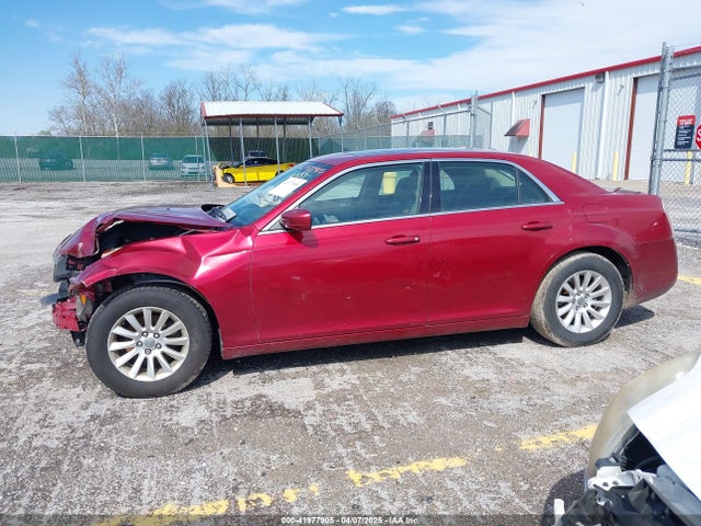 2C3CCAAG6EH179335 Chrysler 300