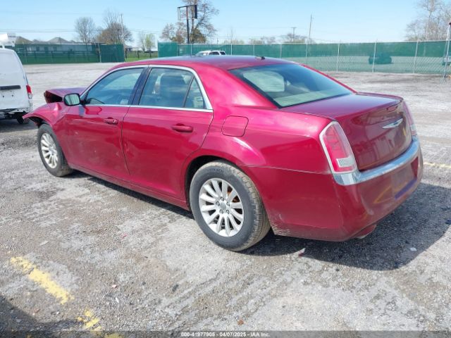 2014 CHRYSLER 300 2C3CCAAG6EH179335 Photo 2
