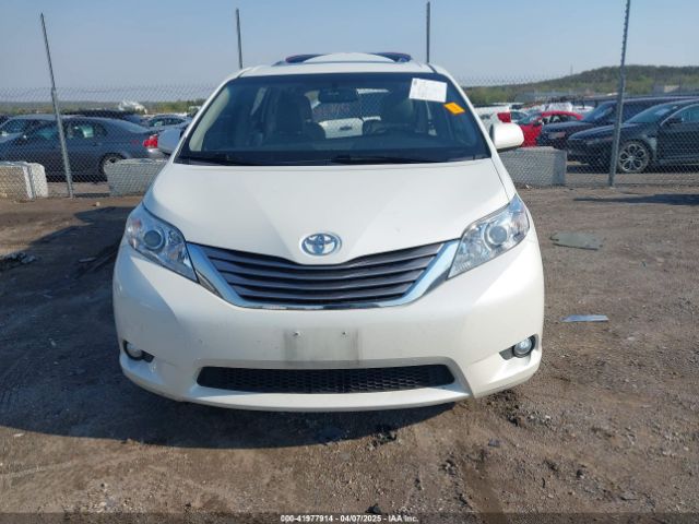 5TDYZ3DC0HS873190 Toyota Sienna Xle Premium 8 Passenger