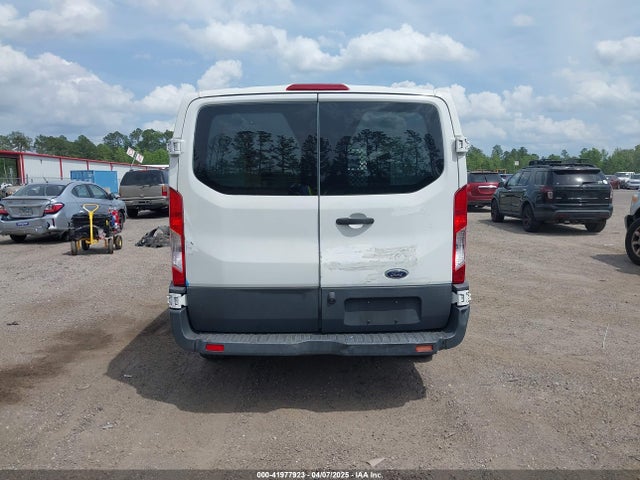 1FTYR1ZM0GKB20559 Ford Transit-250