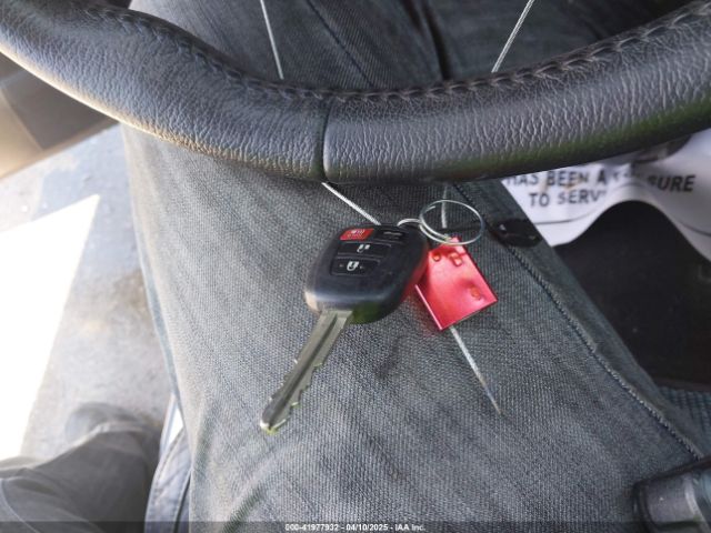 5YFBURHE5FP262435 Toyota Corolla S Plus