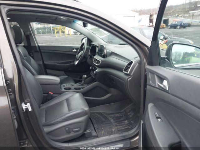 KM8J3CAL2KU041677 Hyundai Tucson Ultimate