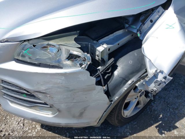 1FMCU0GX2GUC82788 Ford ESCAPE SE