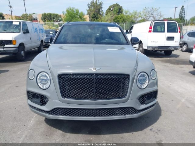 SJAAM2ZVXLC029237 Bentley Bentayga Design Edition/v8