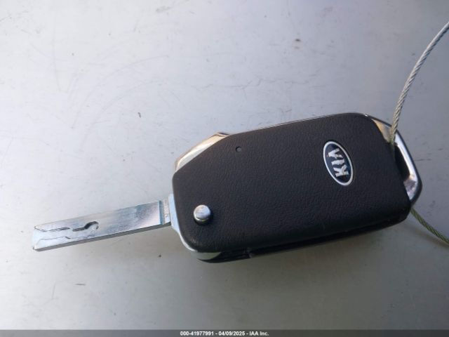 3KPF24AD4ME406468 KIA Forte Lxs