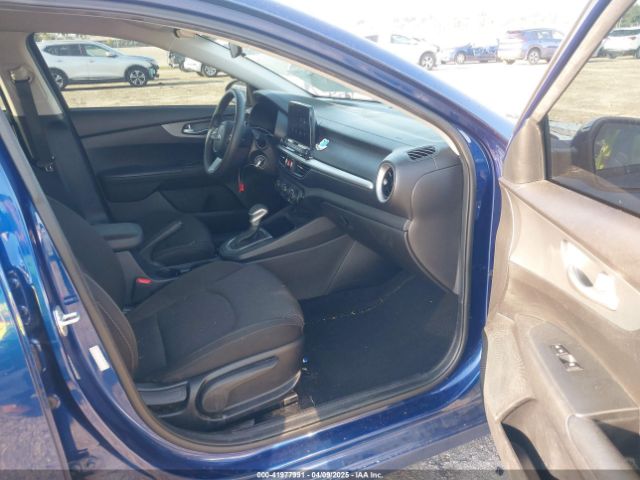 3KPF24AD4ME406468 KIA Forte Lxs