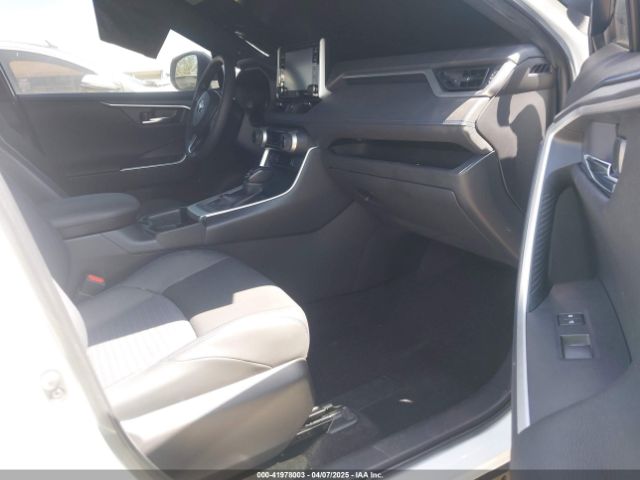 2021 TOYOTA RAV4 HYBRID JTME6RFV2MD515379 Photo 4