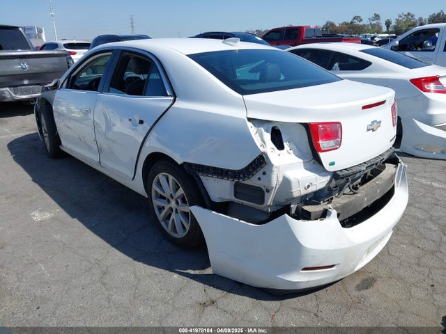 1G11D5SLXFF226106 Chevrolet MALIBU 2LT