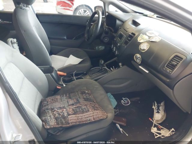 KNAFK4A64F5410209 KIA FORTE LX