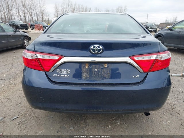 4T1BF1FK6HU725687 Toyota CAMRY LE