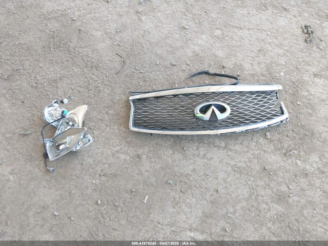JN1BJ0RP8HM381822 Infiniti QX50