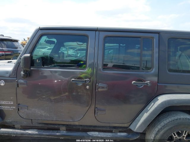 1C4BJWDG8HL545289 Jeep Wrangler Unlimited Sport 4x4