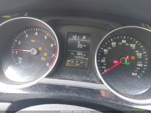 3VWD17AJ7GM225289 Volkswagen Jetta 1.8t Sport