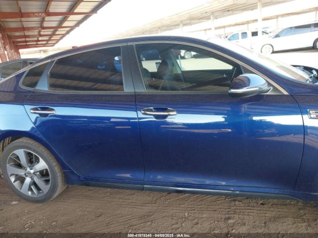 5XXGT4L39KG319255 KIA Optima S