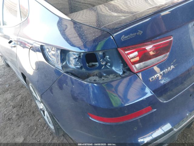 5XXGT4L39KG319255 KIA Optima S