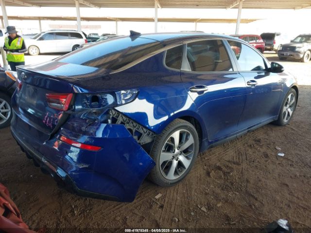 5XXGT4L39KG319255 KIA Optima S