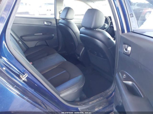 5XXGT4L39KG319255 KIA Optima S