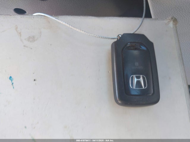 1HGCR2F87GA182359 Honda k24w1