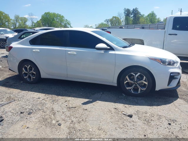 KIA Forte Lxs 2021 3KPF24AD5ME335197 Image 13